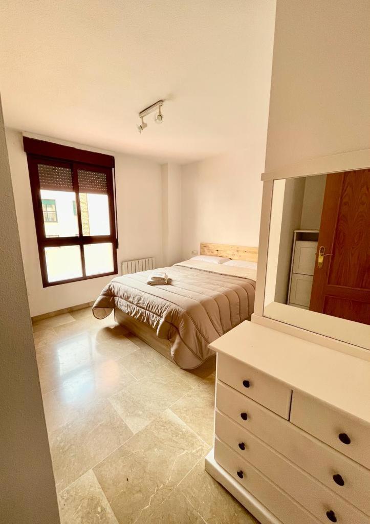 Apartamento, Piscina Y Parking Granada Tico Medina Exterior photo